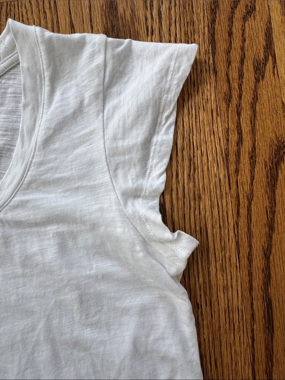 Sanctuary White Scoop Neck Short Sleeve Tee - Picture 5 of 16